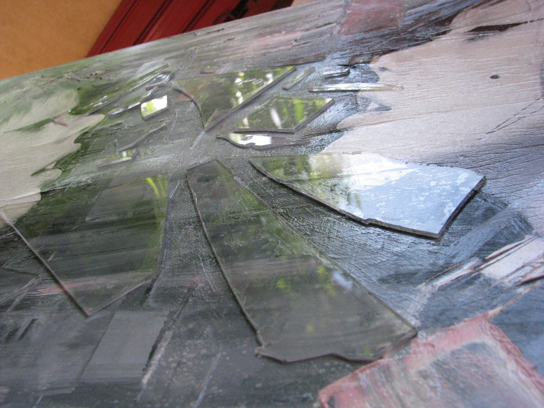 Mirror — detail 5