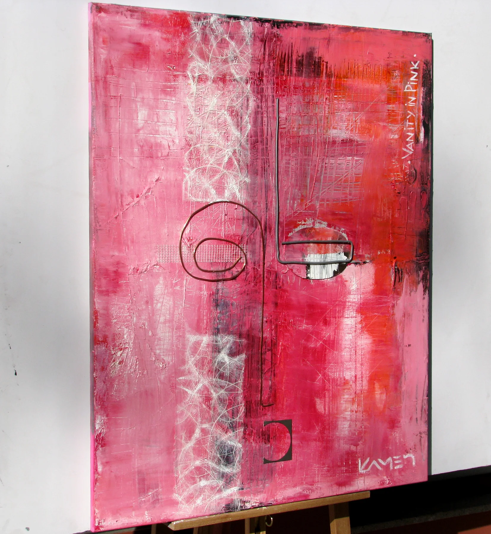 Vanity in Pink — detail 3